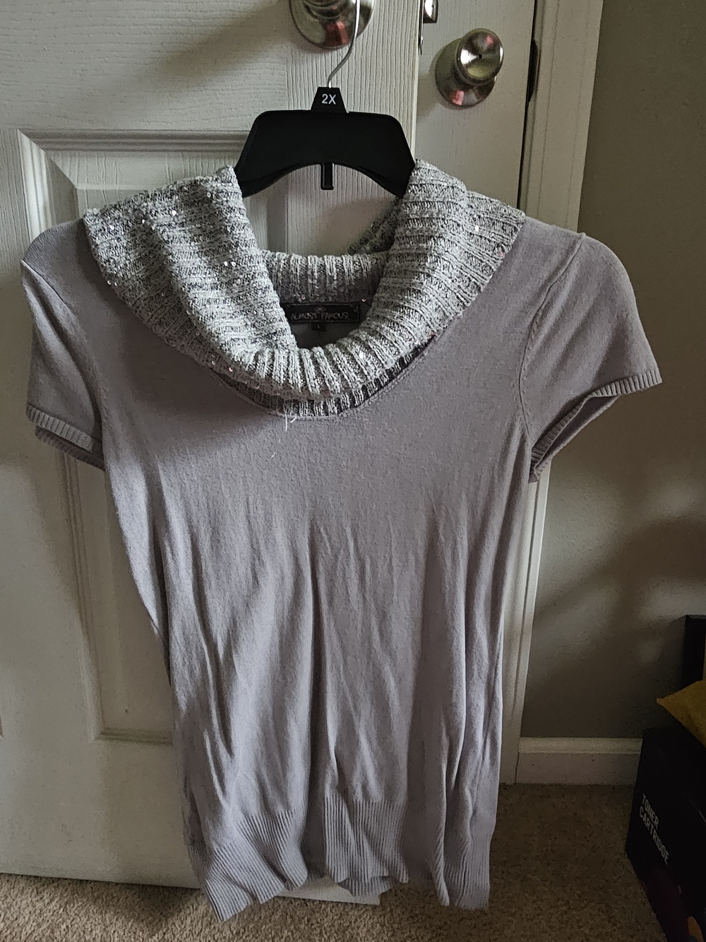 Almost Famous Light Gray Cowl Neck Short-Sleeve Sweater